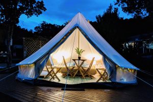 Russell TOP 10 - Glamping Tent